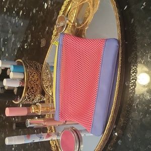 Small Cosmetic case NWOT Ipsy